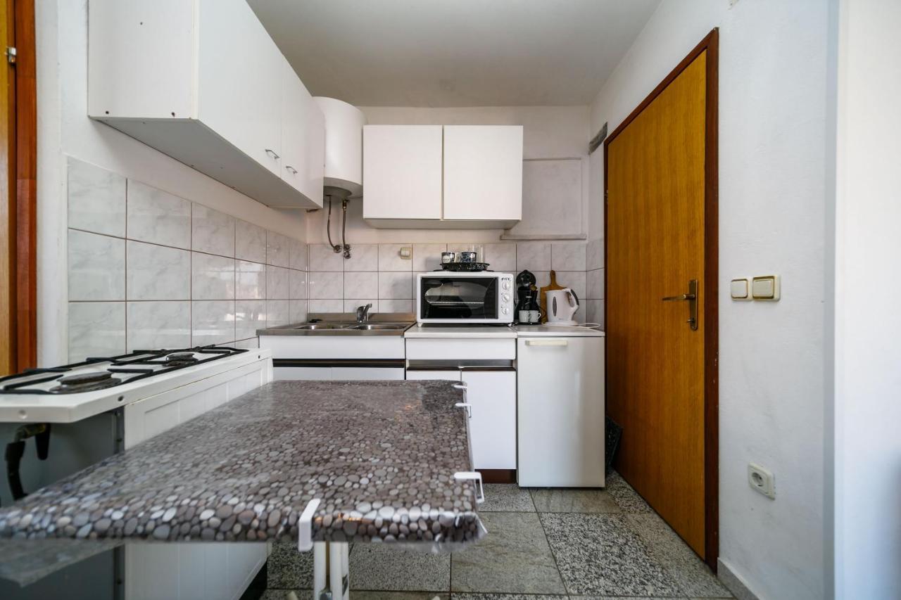 Marie I Nikola Apartment Krk Town Bagian luar foto