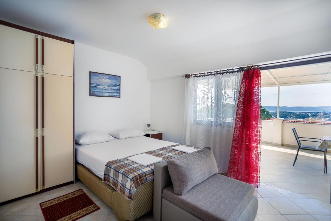 Marie I Nikola Apartment Krk Town Bagian luar foto